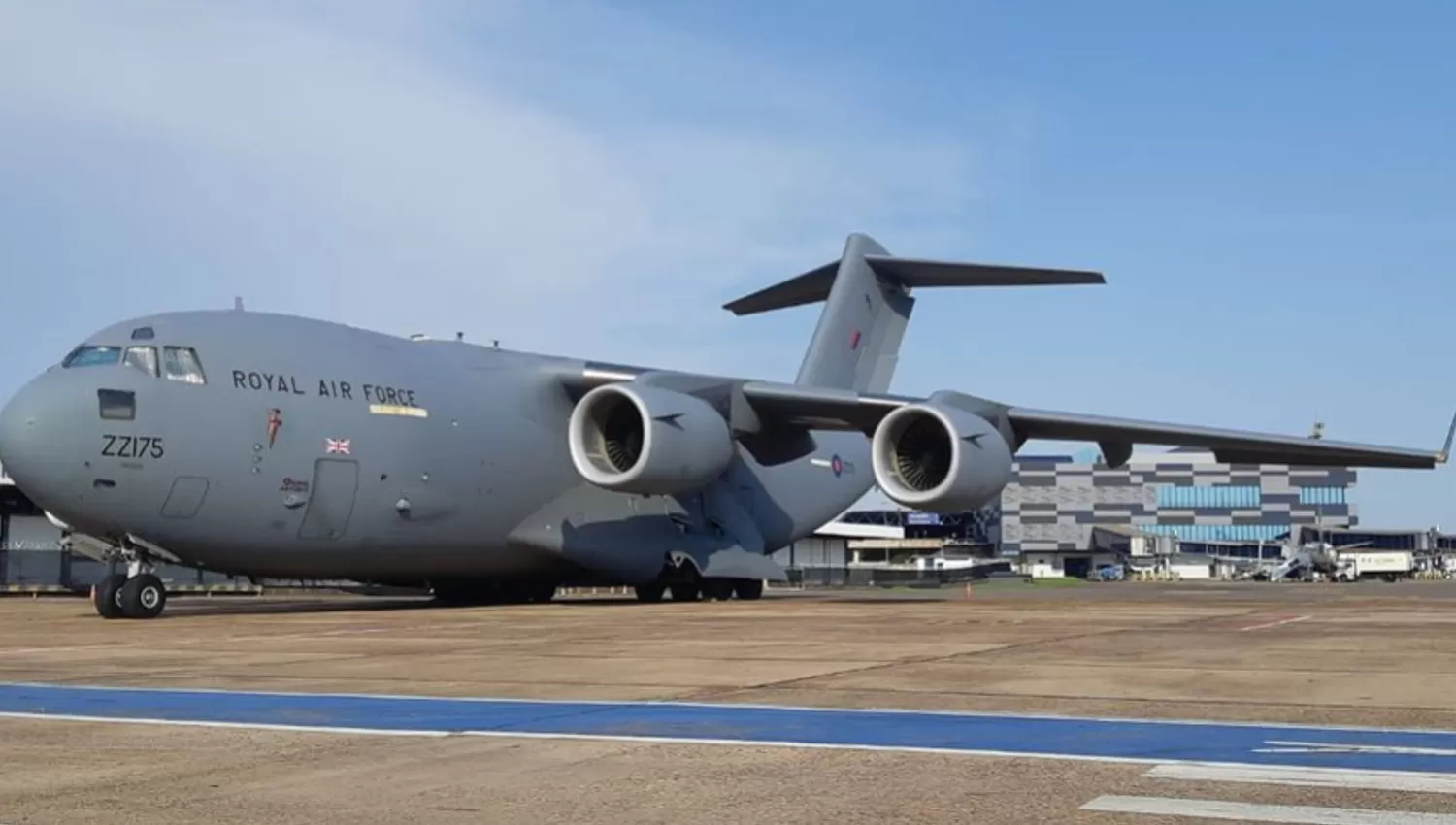 DIFERENTES AEROPUERTOS. Los aviones de la Royal Force despegaron desde Río, Porto Alegre y Recife en los primeros días de este año.