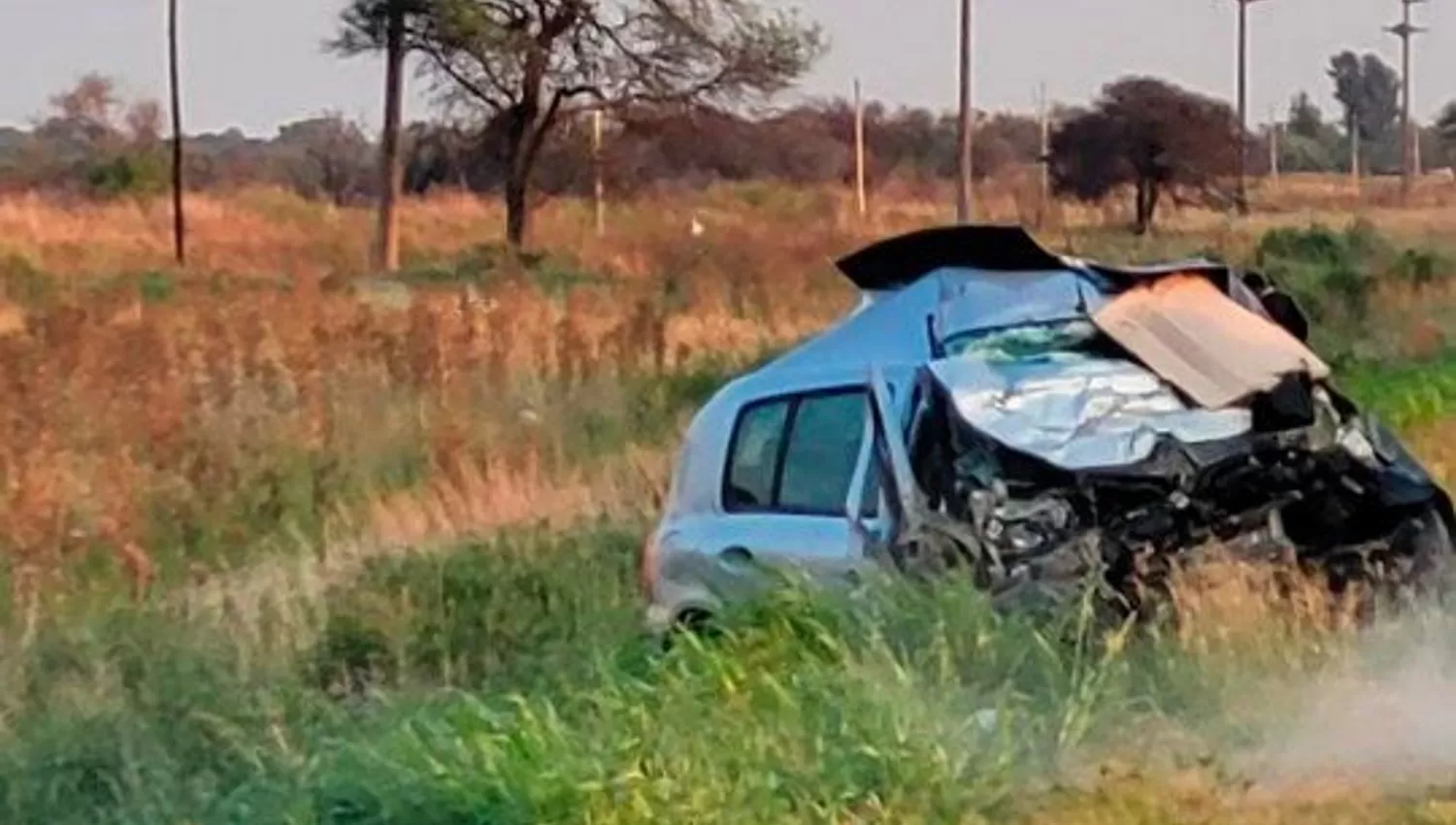 TRAGEDIA. Tres personas perdieron la vida en un choque. Foto tomada de minutouno.com