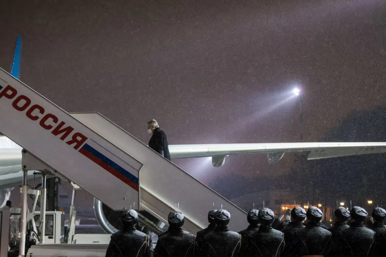 ALBERTO FERNÁNDEZ TOMA EL VUELO A China, desde Moscú. 