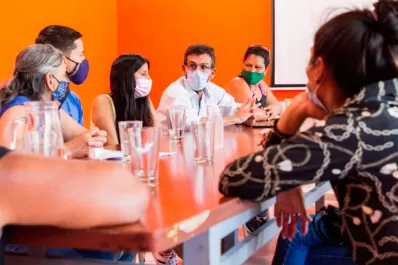 Articulan acciones de prevención por el consumo de drogas con referentes barriales