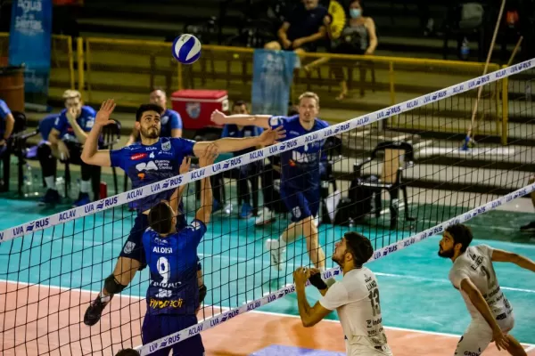 Vóley: visitantes en la tierra que los vio nacer