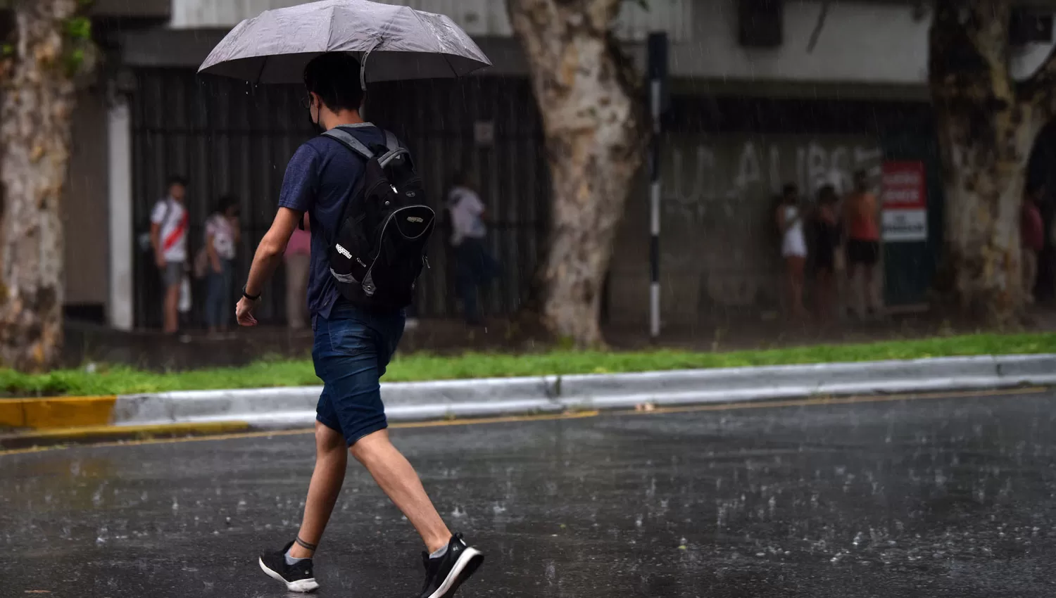 TOMAR RECAUDOS. El pronóstico anuncia tormentas intensas durante la tarde.