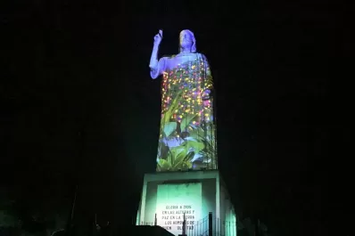 Para fomentar los circuitos nocturnos en San Javier, el Cristo estrena un novedoso espectáculo