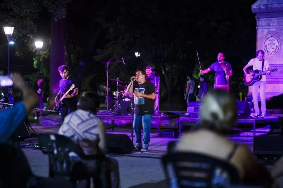 BANDA TUCUMANA. Alem incursiona en los géneros rock, indie y pop. foto gentileza Gonzalo galindez