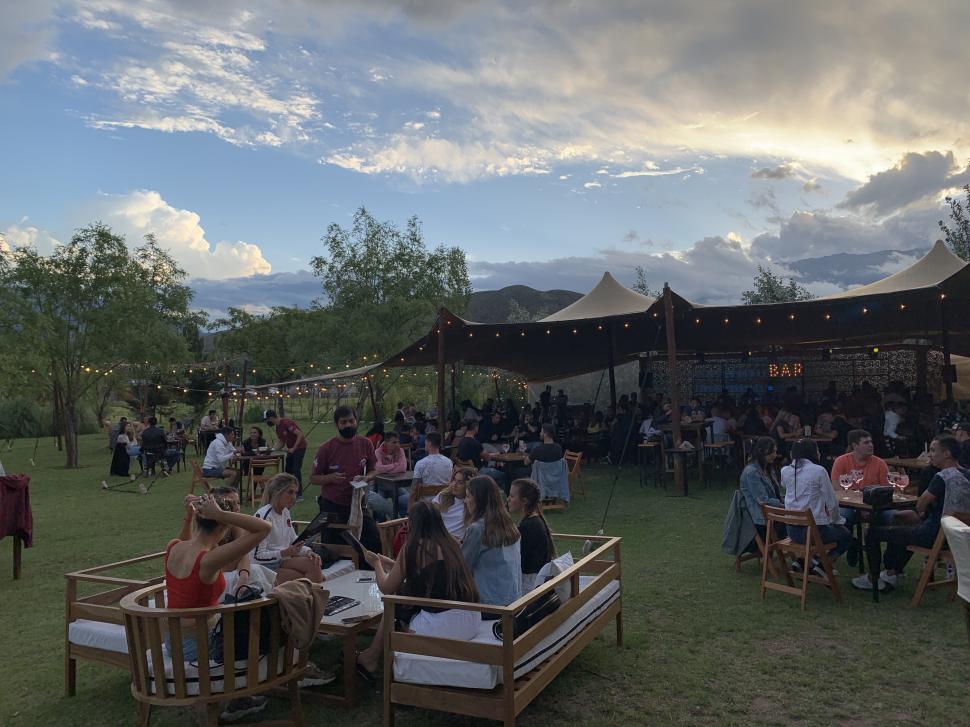 RECREACIÓN. Los bares son una de las opciones más elegidas.  