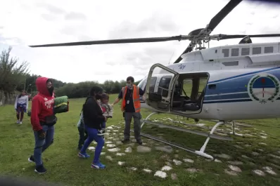 Con mucha emoción, estudiantes de alta montaña partieron a conocer el mar