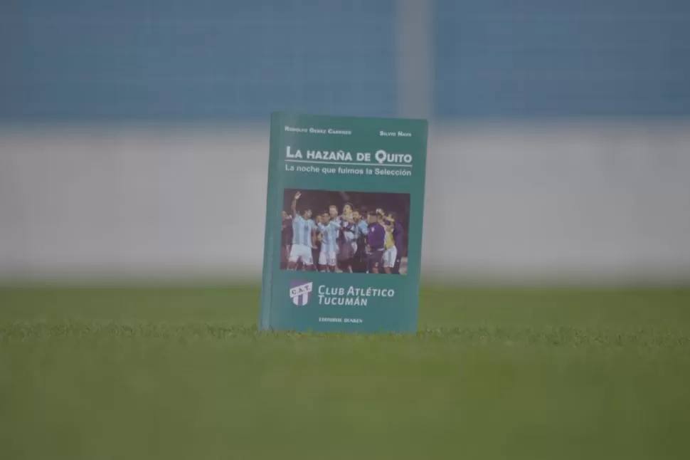 LIBRO. Todavía quedan algunas copias de este tesoro “decano”.  