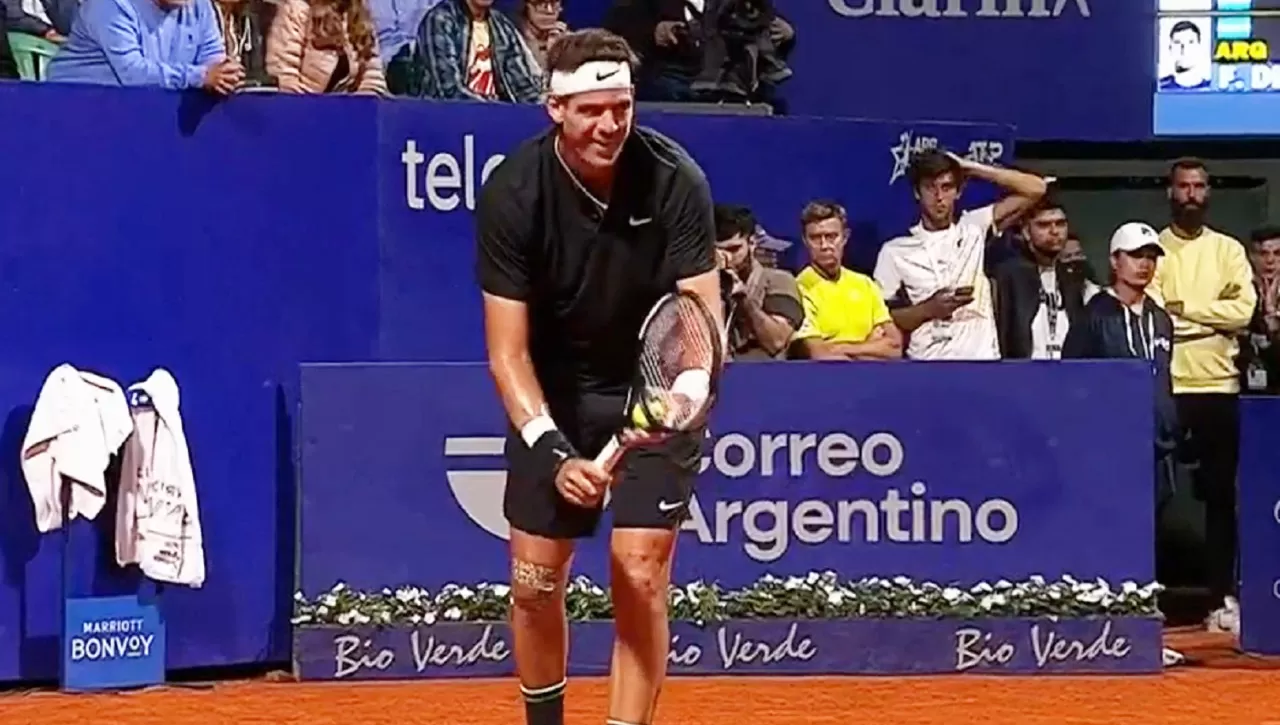 EL CAMINO DEL ADIÓS. Juan Martín del Potro sintió el rigor de la falta de juego y quedó eliminado de su primer certamen de despedida.