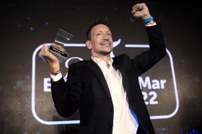 Nicolás Vázquez ganó el premio Estrella de Mar de Oro 2022