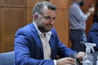 El pase sanitario generará una nueva división en la sociedad, según Albarracín