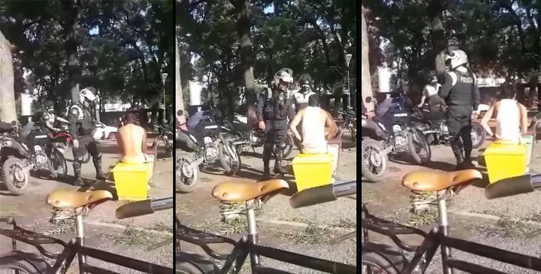 SECUENCIA DEL INCIDENTE. El policía insiste para que el joven se ponga una remera. Finalmente, el muchacho accede. Captura de Video