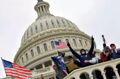 Asalto al Capitolio: condenaron a siete años de prisión a un ex policía