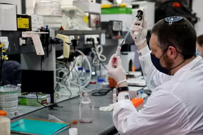 Conocé la tecnología que ayuda a pacientes paralizados a caminar