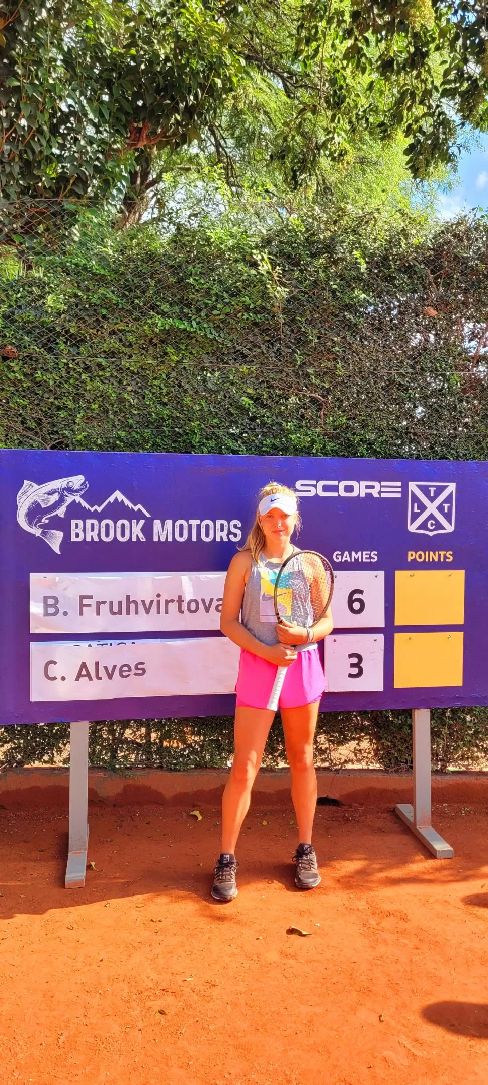 SCORE. En el tablero del Lawn Tennis quedó el resultado que le dio su primer título profesional. Hoy debutará en Las Lomitas. La gaceta / Foto de Federico Espósito