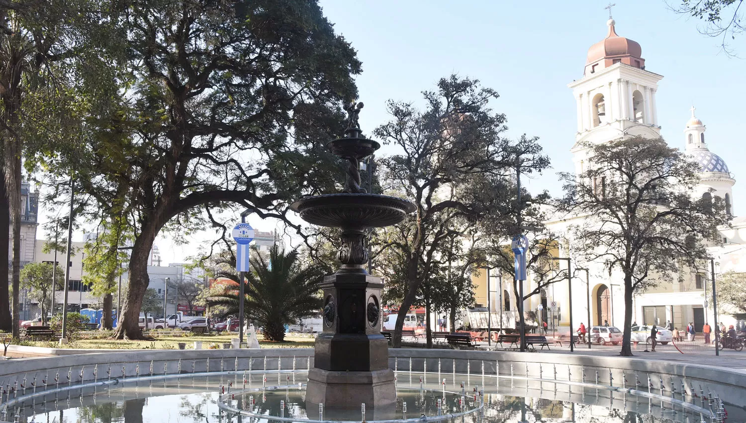 DESPEJADO. El cielo recién se poblaría de nubes después del mediodía en la ciudad.