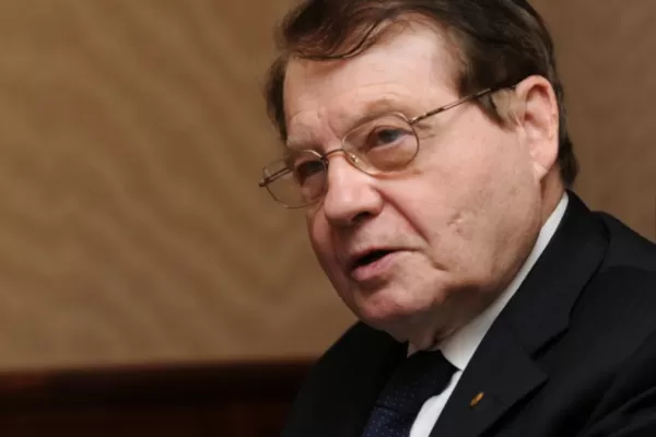 Murió el médico francés que descubrió del virus del sida