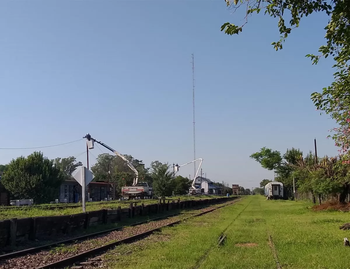 Ponen a punto la estación de Cevil Pozo para que la espera del tren sea más cómoda 