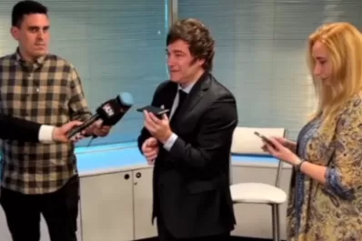 Milei volvió a sortear su sueldo y lo ganó un libertario: “Te sigo a muerte“