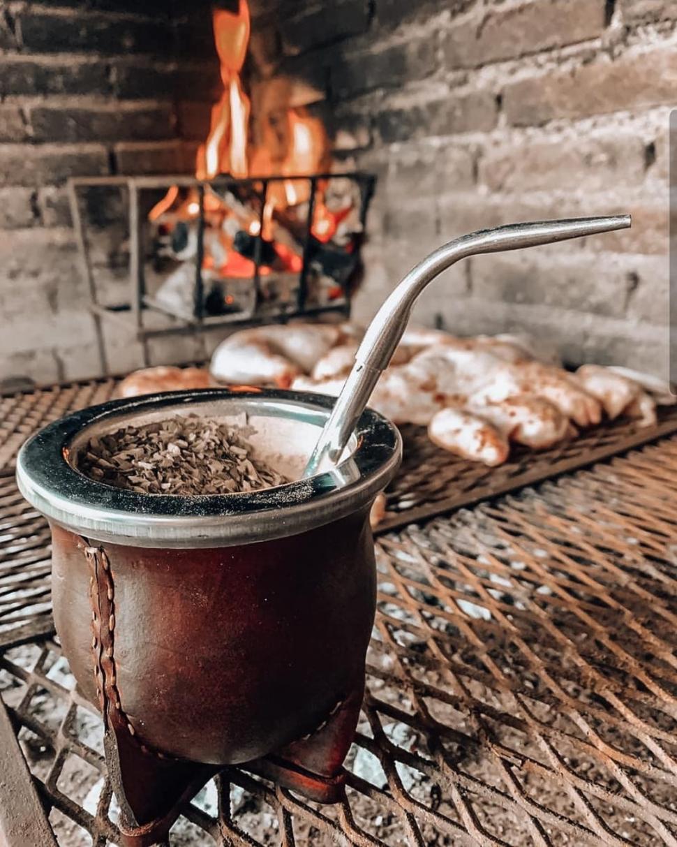 UN SELLO DE FÁBRICA. “Para muchos, el mate es el alimento del alma”. Ese es el lema de Che Mates. 