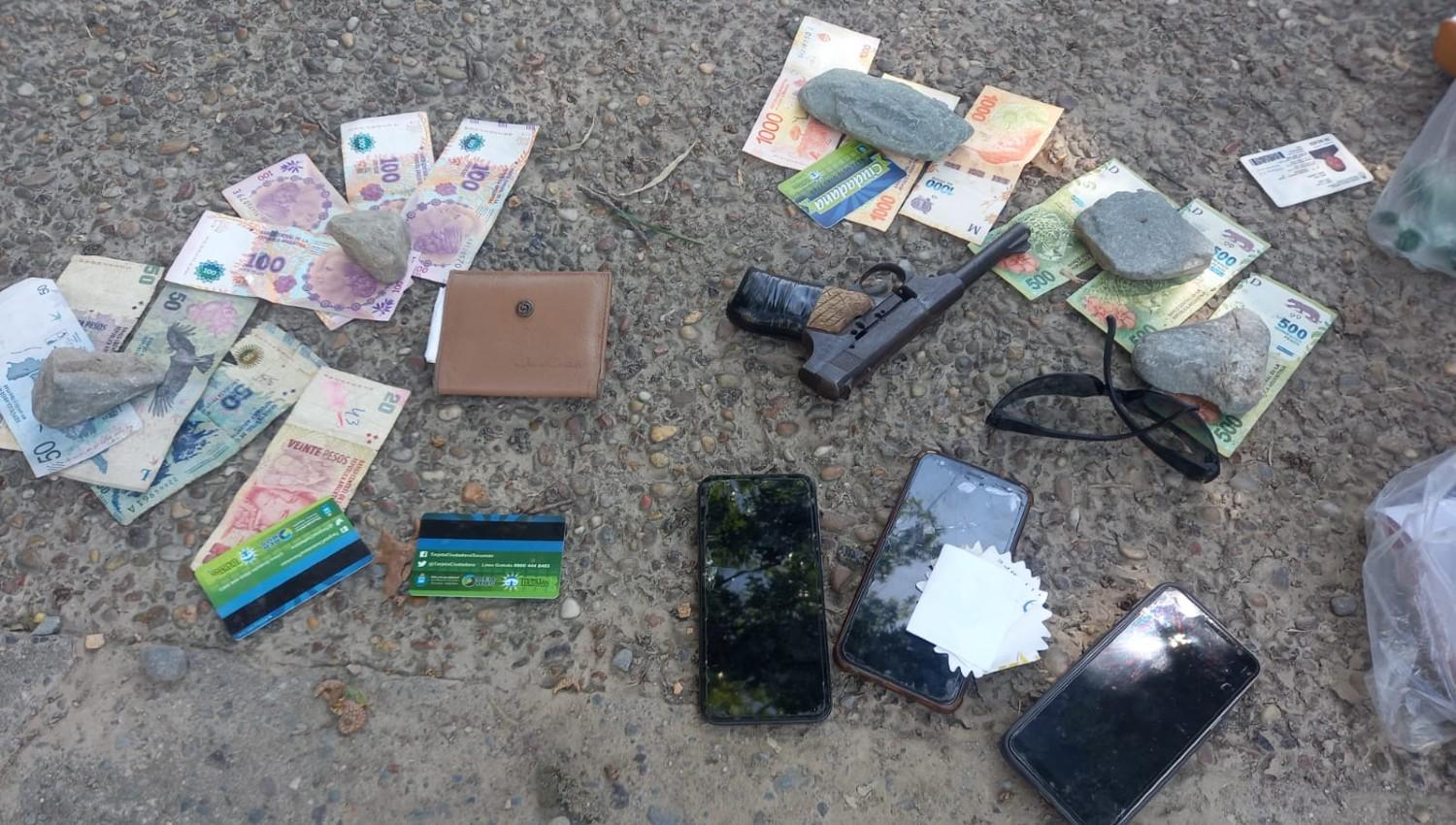 Detuvieron a un hombre que le robó a dos mujeres en Yerba Buena