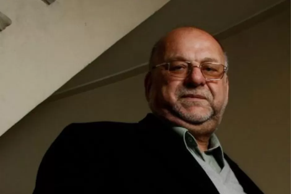 El dirigente K que golpeó a una empleada de la terminal de ómnibus fue citado a indagatoria y pidió licencia