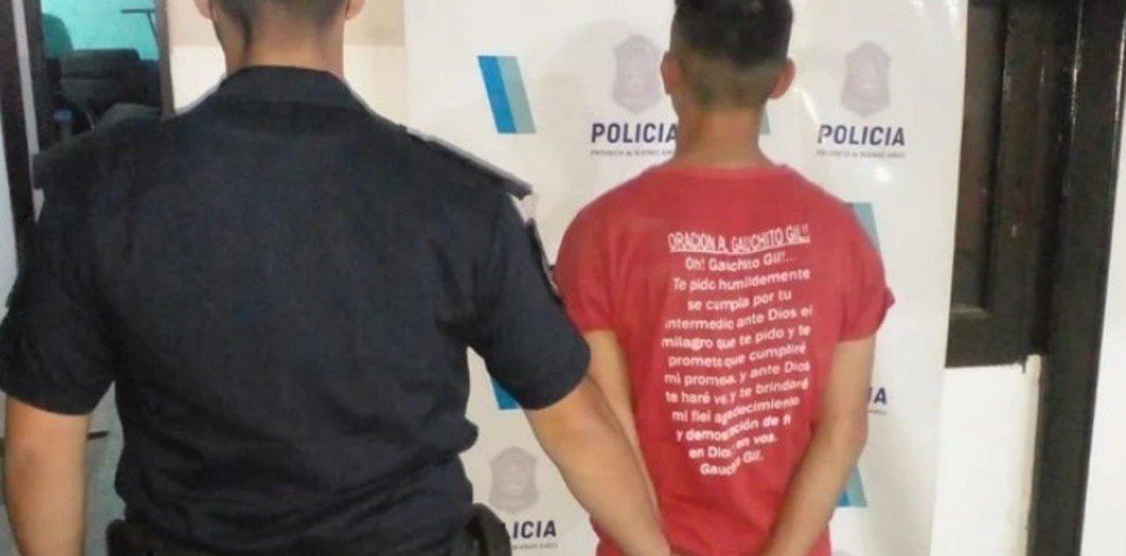 El joven quedó detenido.