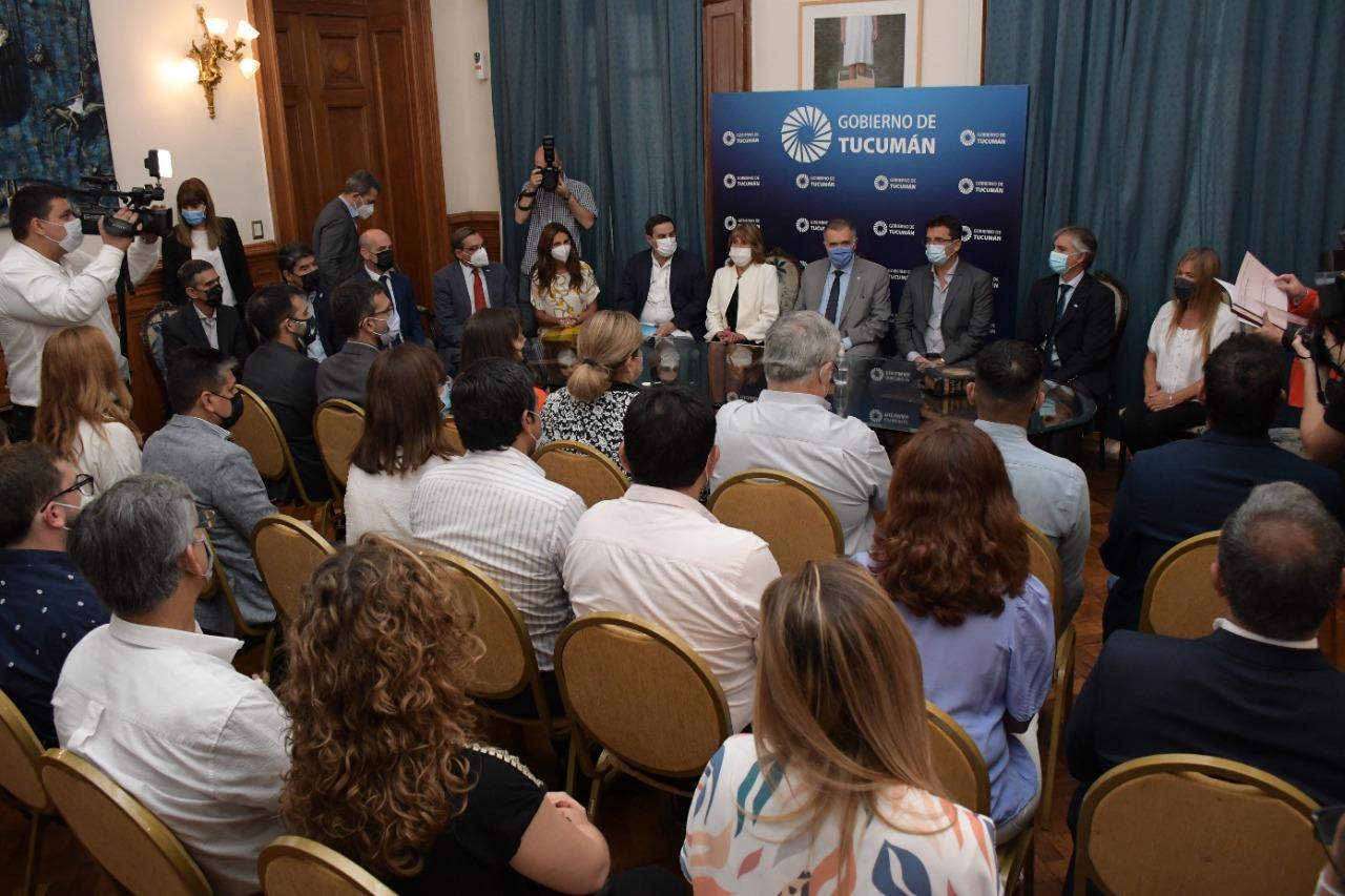 PRESENTACIÓN OFICIAL. El acto tuvo lugar en la Casa de Gobierno. Foto: Prensa Gobernación