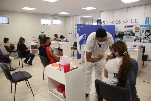 Quiénes recibirán la cuarta dosis de la vacuna contra el coronavirus en Tucumán