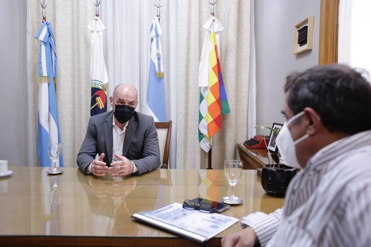 REUNIÓN. Lichtmajer e Intendentes del interior analizaron los avances del Plan Integral de Reparación de Edificios Escolares.