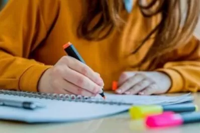 Amplían becas para estudiantes de universidades argentinas: cuáles son los requisitos para postularse