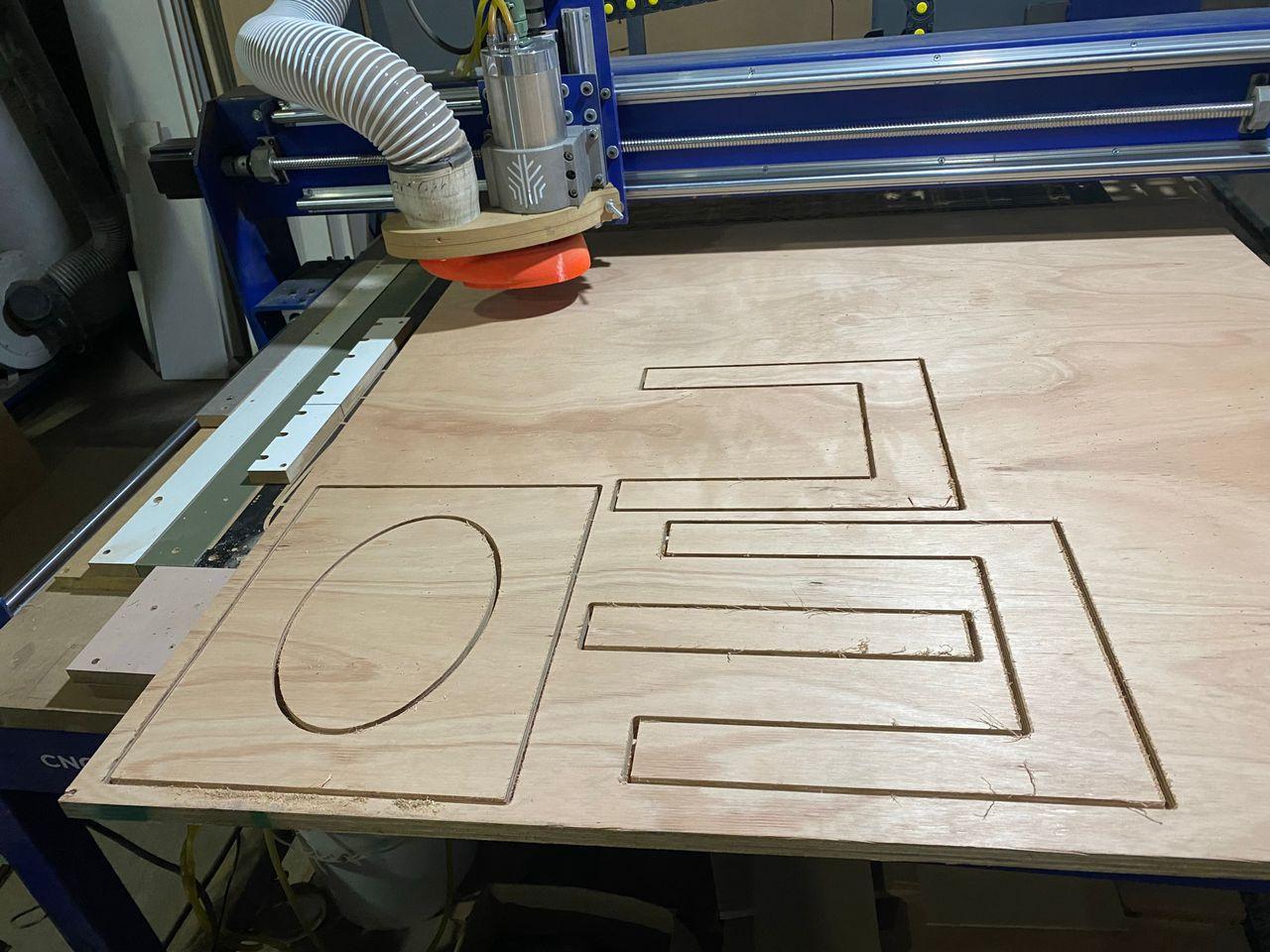 La historia de amor de dos tucumanos que recorrieron el país con una camioneta muy especial