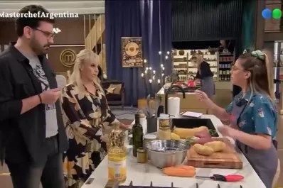El cruce de “Juariu” y Claudia Villafañe en Masterchef