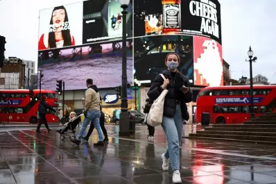 Reino Unido dejará de exigir el aislamiento de los positivos de covid-19