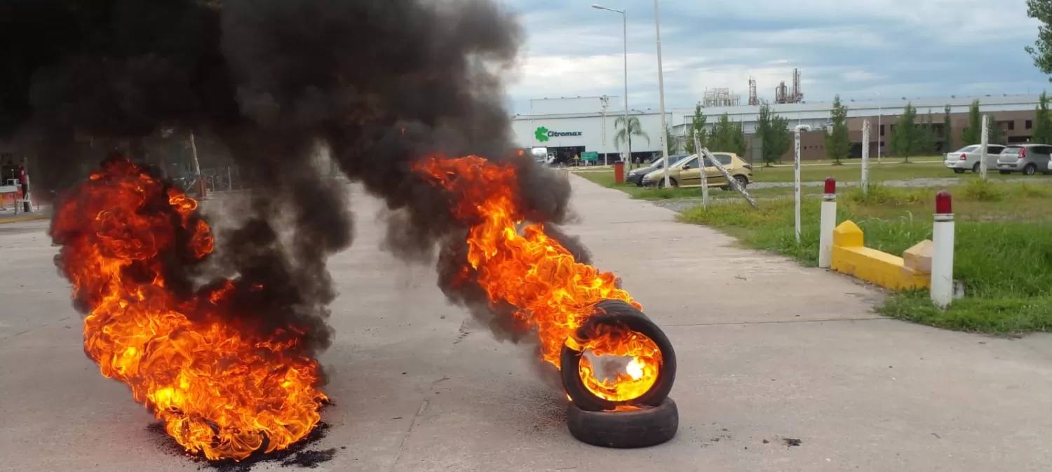 MEJORAS. Los trabajadores del limón esperan respuestas del Gobierno y de la Uatre.