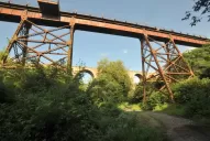 Atemorizados por el atacante de una ciclista en el Viaducto
