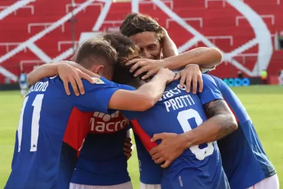 Tigre le ganó a Barracas, que sigue sin poder sumar