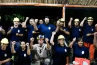 “Ahora tendremos una autobomba”: la emoción de los bomberos por la donación de Santi Maratea