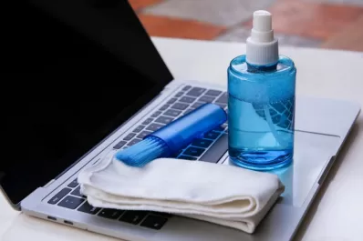 Cómo limpiar tu notebook sin romperla en el intento