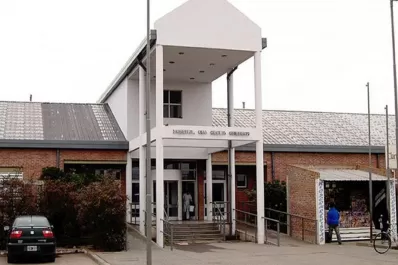 Una adolescente mató a puñaladas a su padre porque la tenía cansada