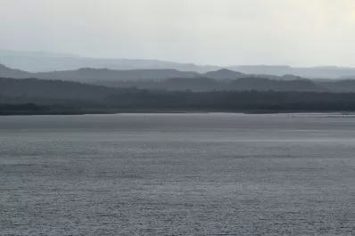 El cielo estará nublado y volvería a llover por la tarde