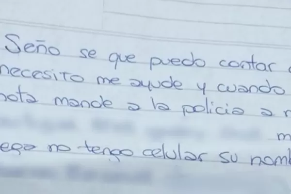 Usó el cuaderno de su hijo para denunciar que era víctima de violencia de género y pedir ayuda