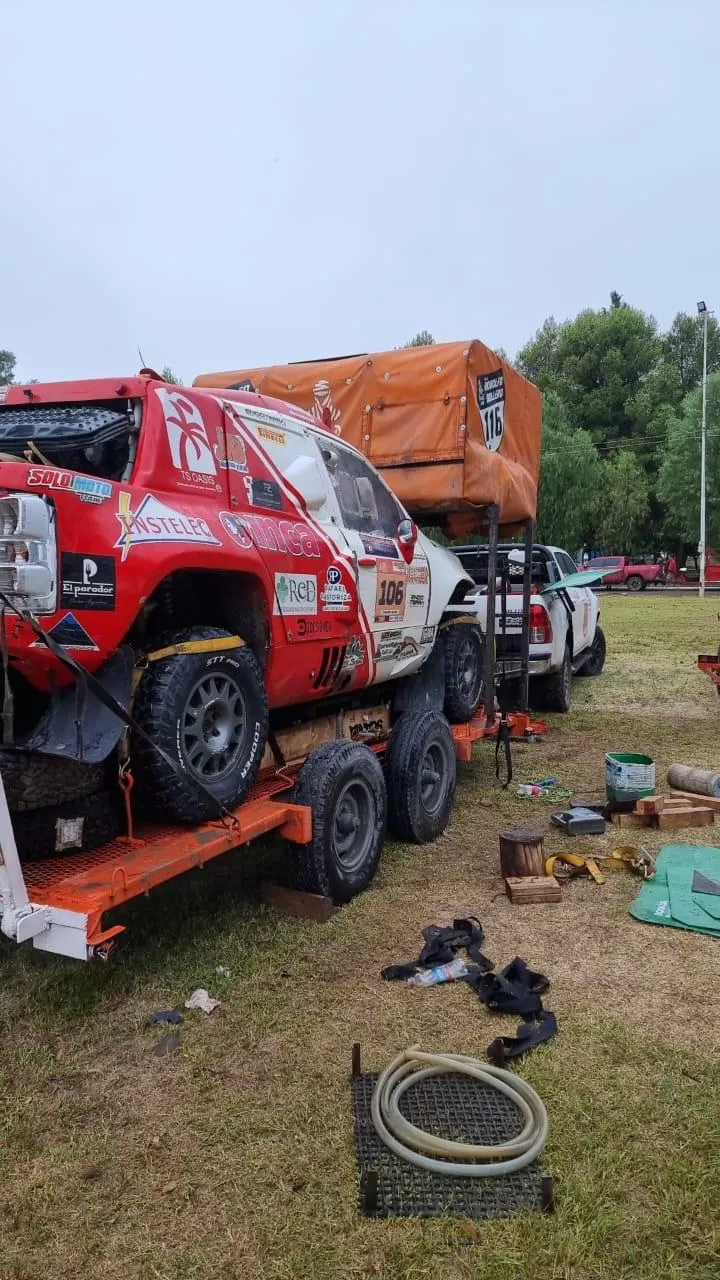 SIN ACTIVIDAD. La camioneta de los Bollero no entró a los caminos. Fue trasladada en el trailer. 