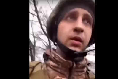 El angustioso momento en que un soldado ucraniano se despide de sus padres con un video