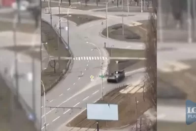 Video: militares rusos avanzan sobre territorio ucraniano