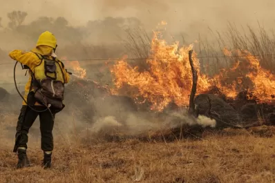 Los incendios desnudaron la falta de cobertura en el agro