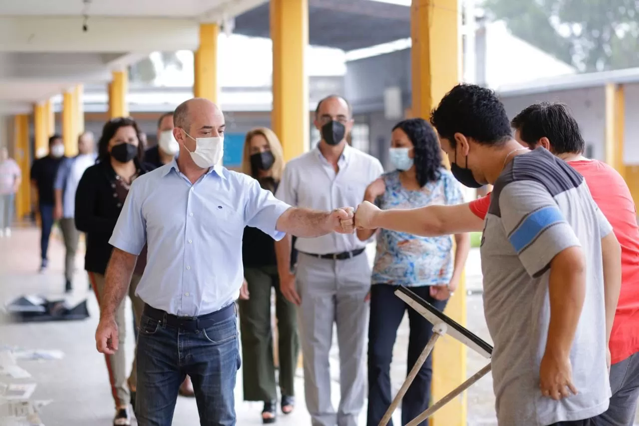 Lichtmajer supervisó obras en la Escuela Nº 253 Estado de Israel