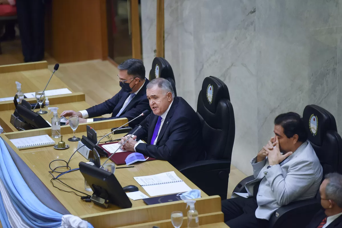 Jaldo a Manzur: te amo, te odio, dame más