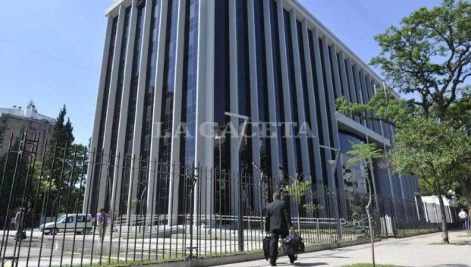 Cartas de lectores II: gasto público