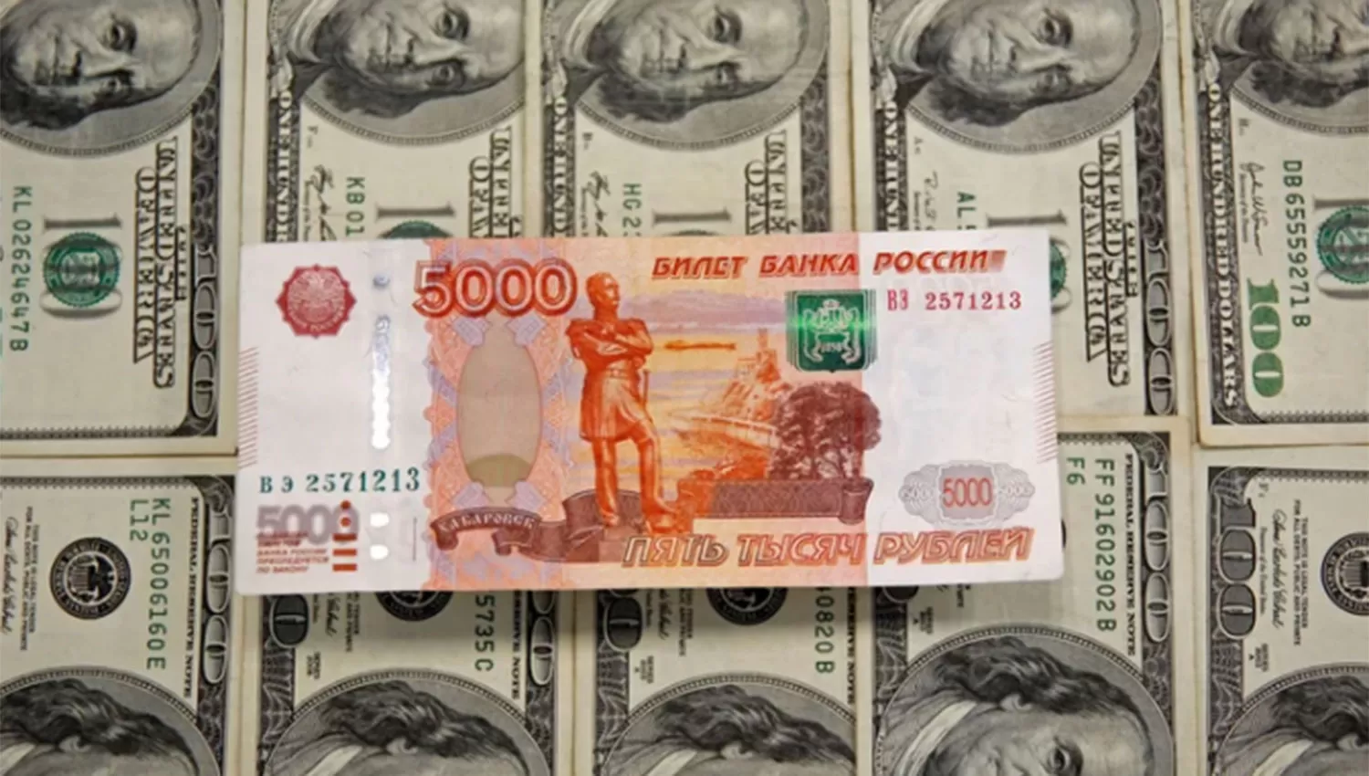 MEJORÍA. El rublo se sostuvo por las medidas tomadas por el Banco Central ruso.