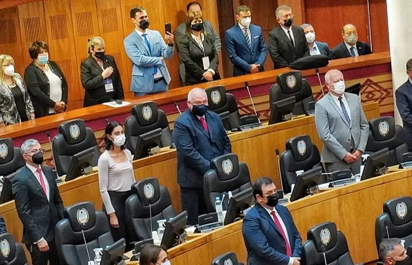 DE LIBRES DEL SUR. Masso -al centro de la imagen- cuestionó el discurso del gobernador Jaldo. Foto: Prensa LDS